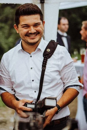 Frames Dev & Support Headshot